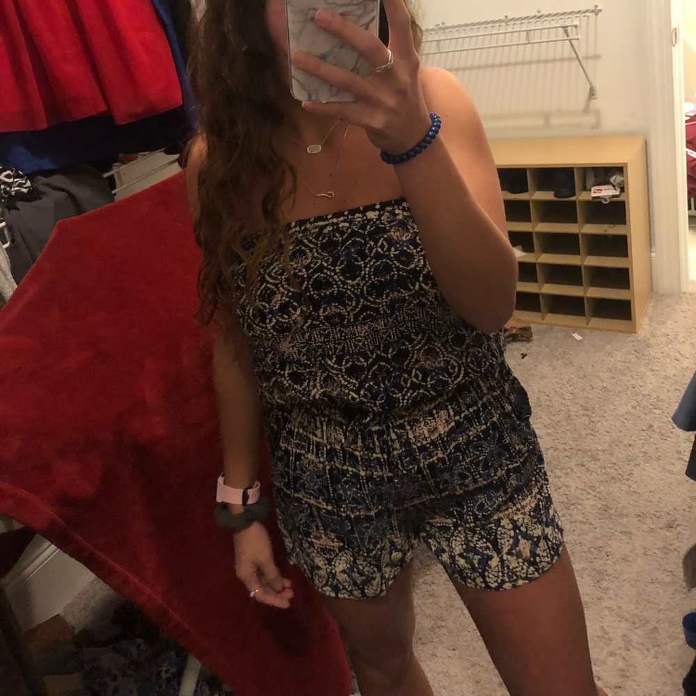 Romper with pockets